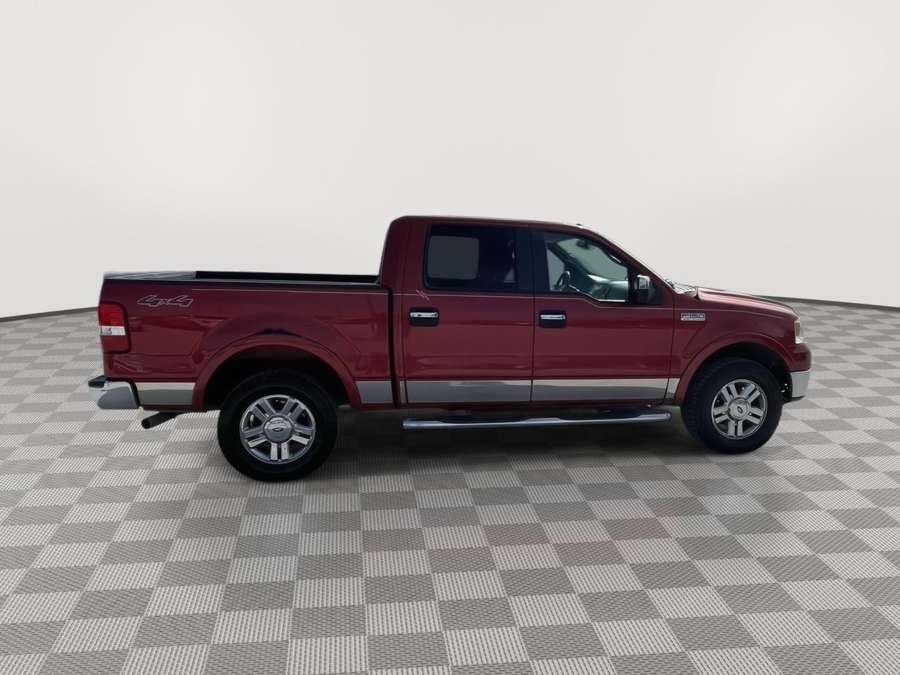 Vehicle photo 7