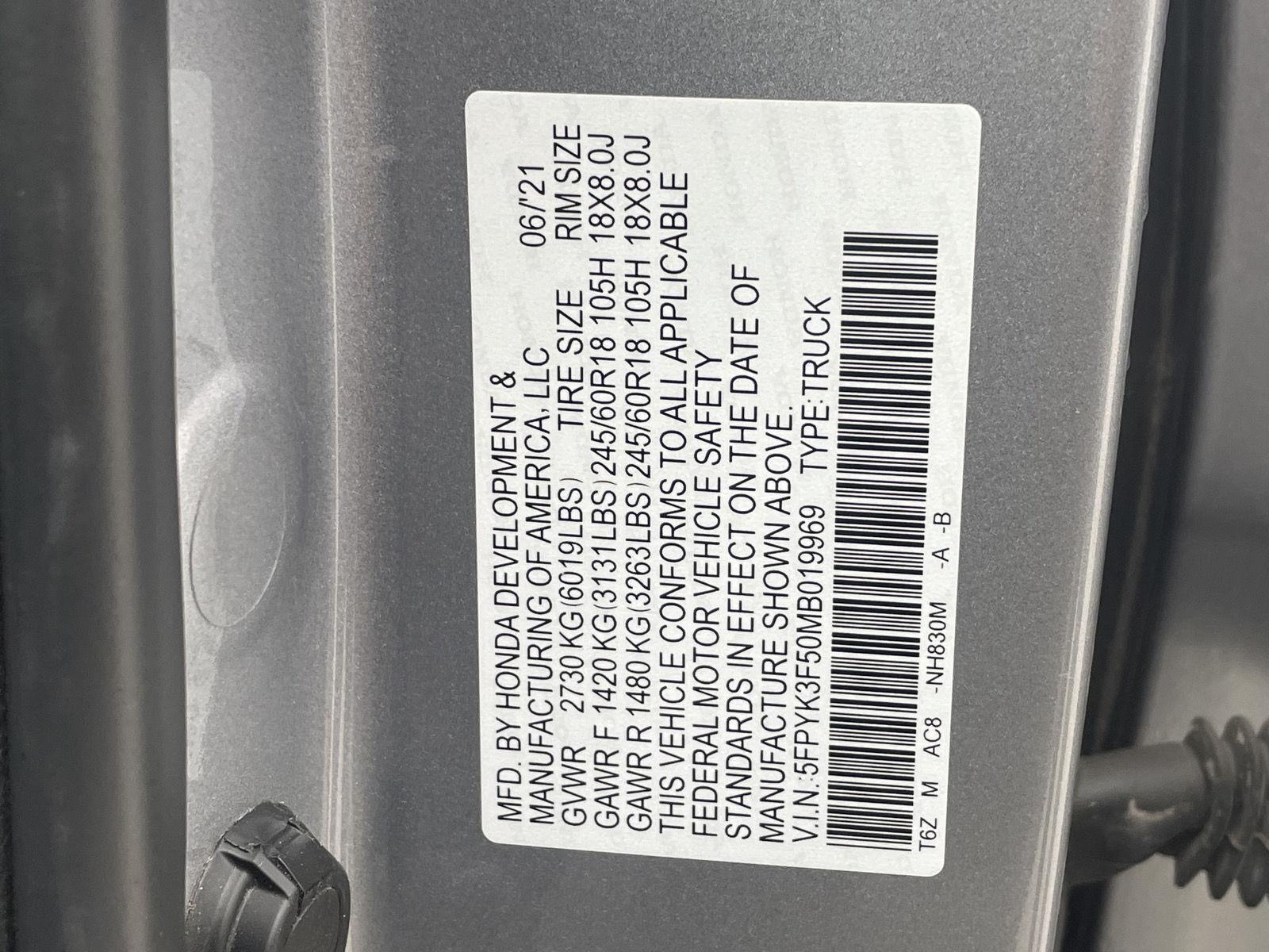 Vehicle photo 10