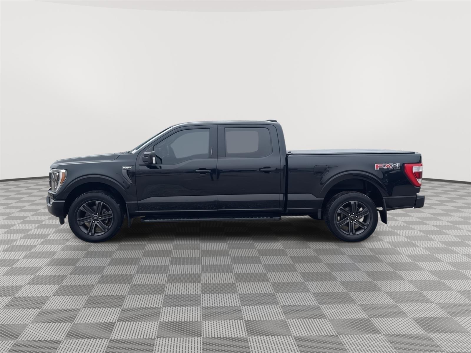 Vehicle photo 2