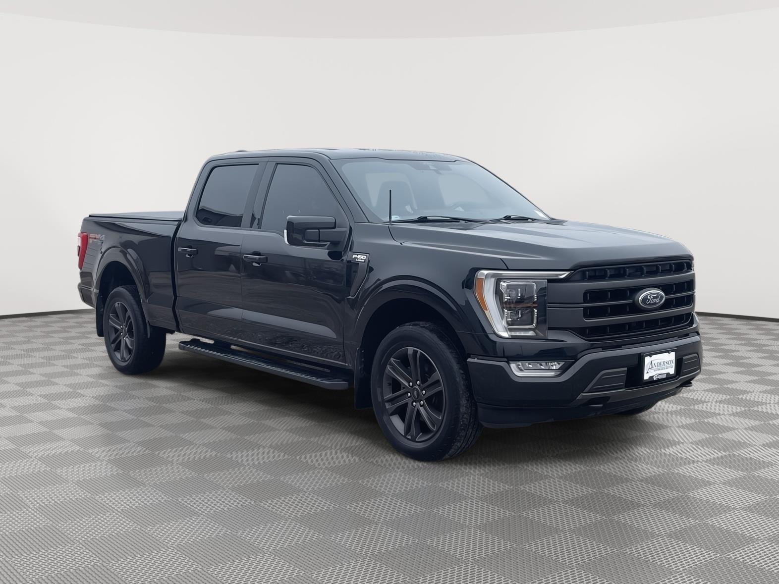 Vehicle photo 8