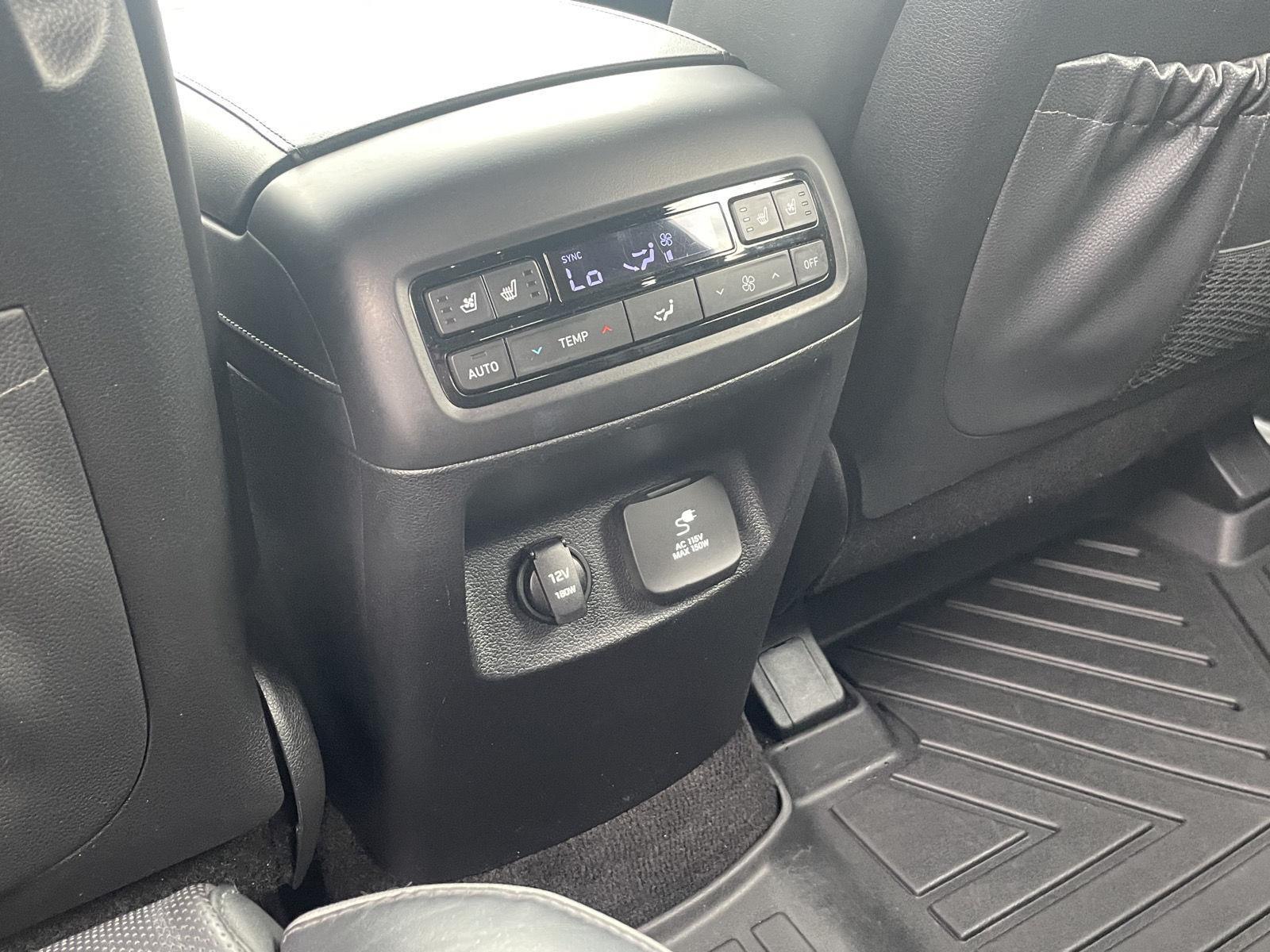 Vehicle photo 20