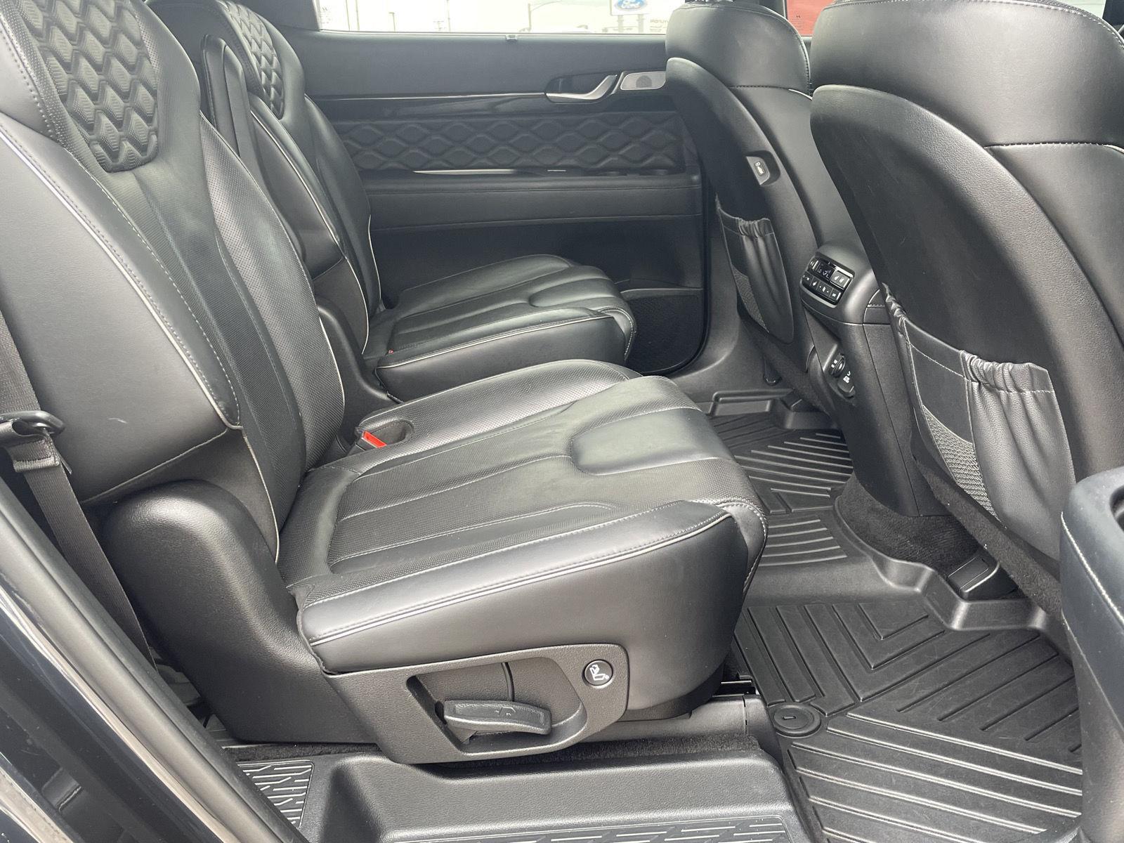 Vehicle photo 22