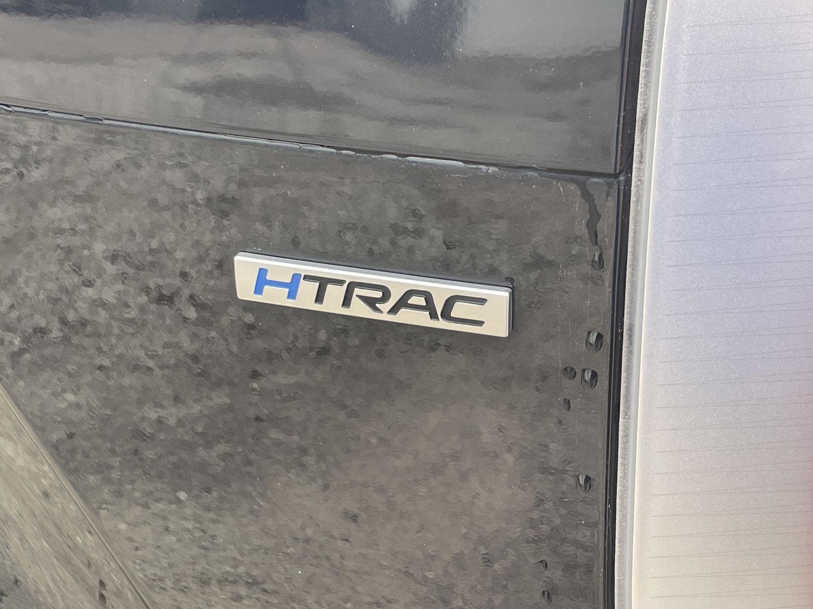 Vehicle photo 26