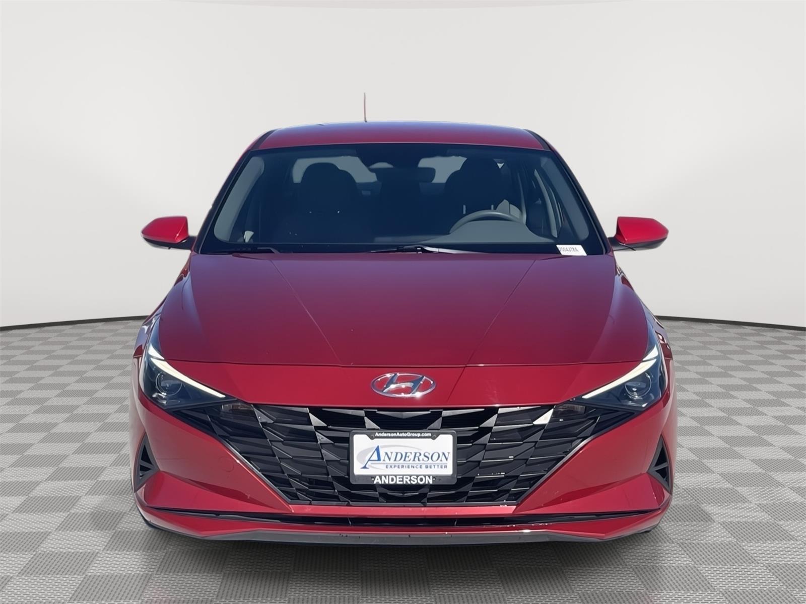 Vehicle photo 9
