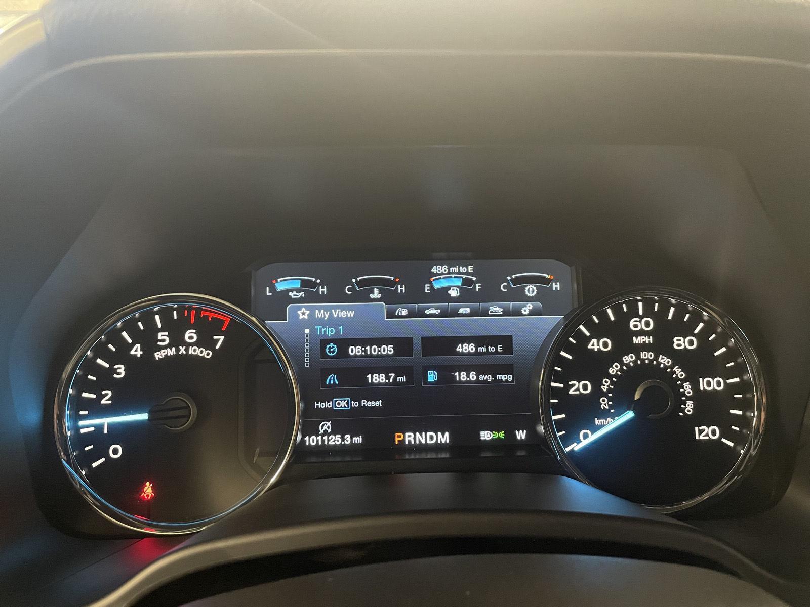 Vehicle photo 3
