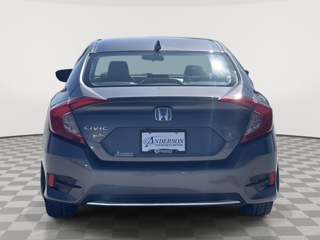 Vehicle photo 5