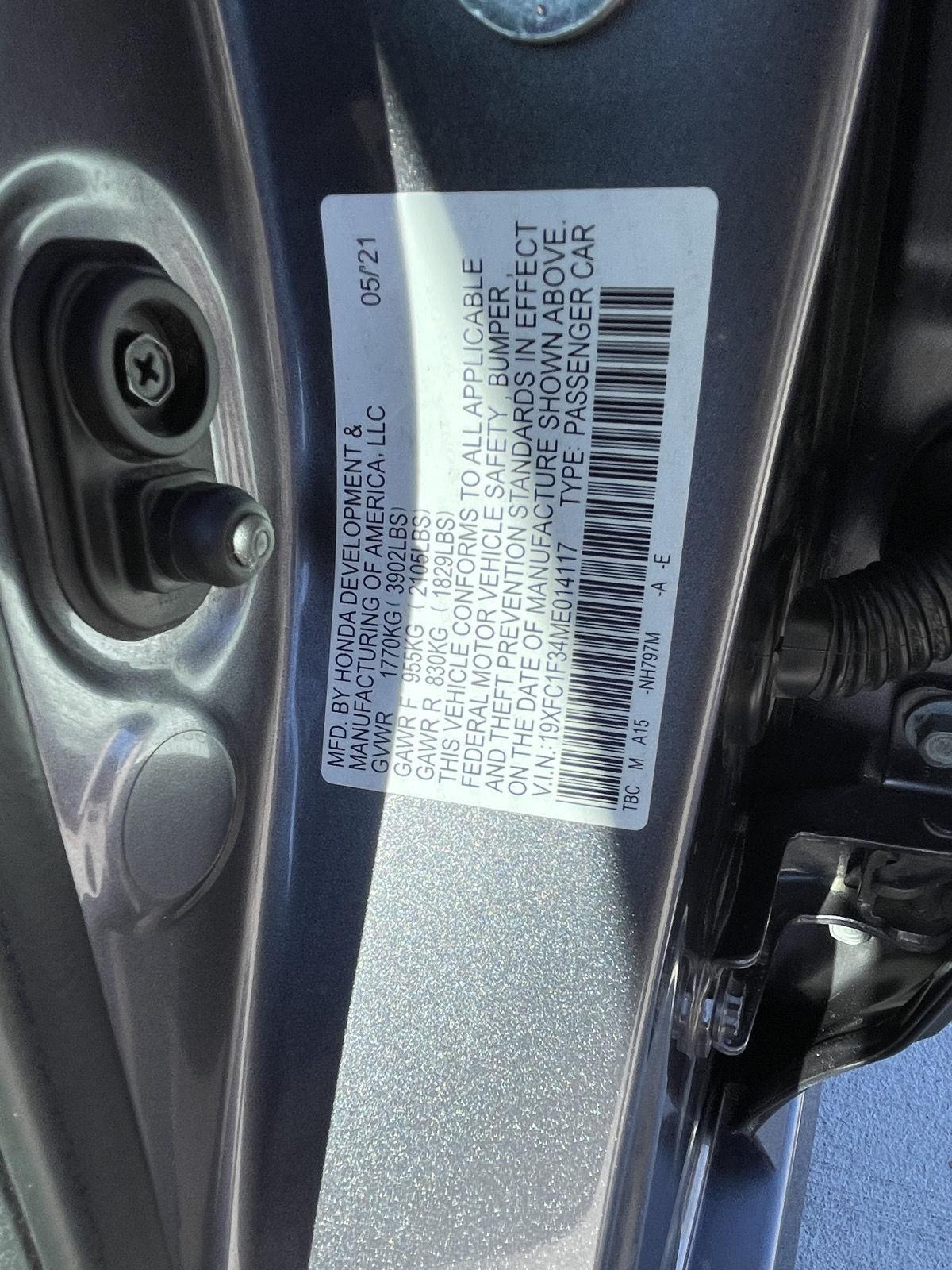 Vehicle photo 11