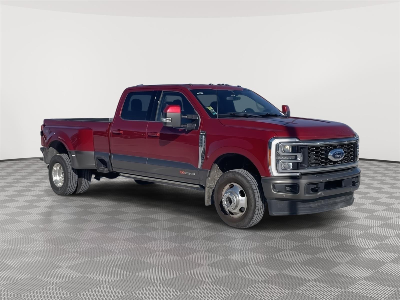 Vehicle photo 8