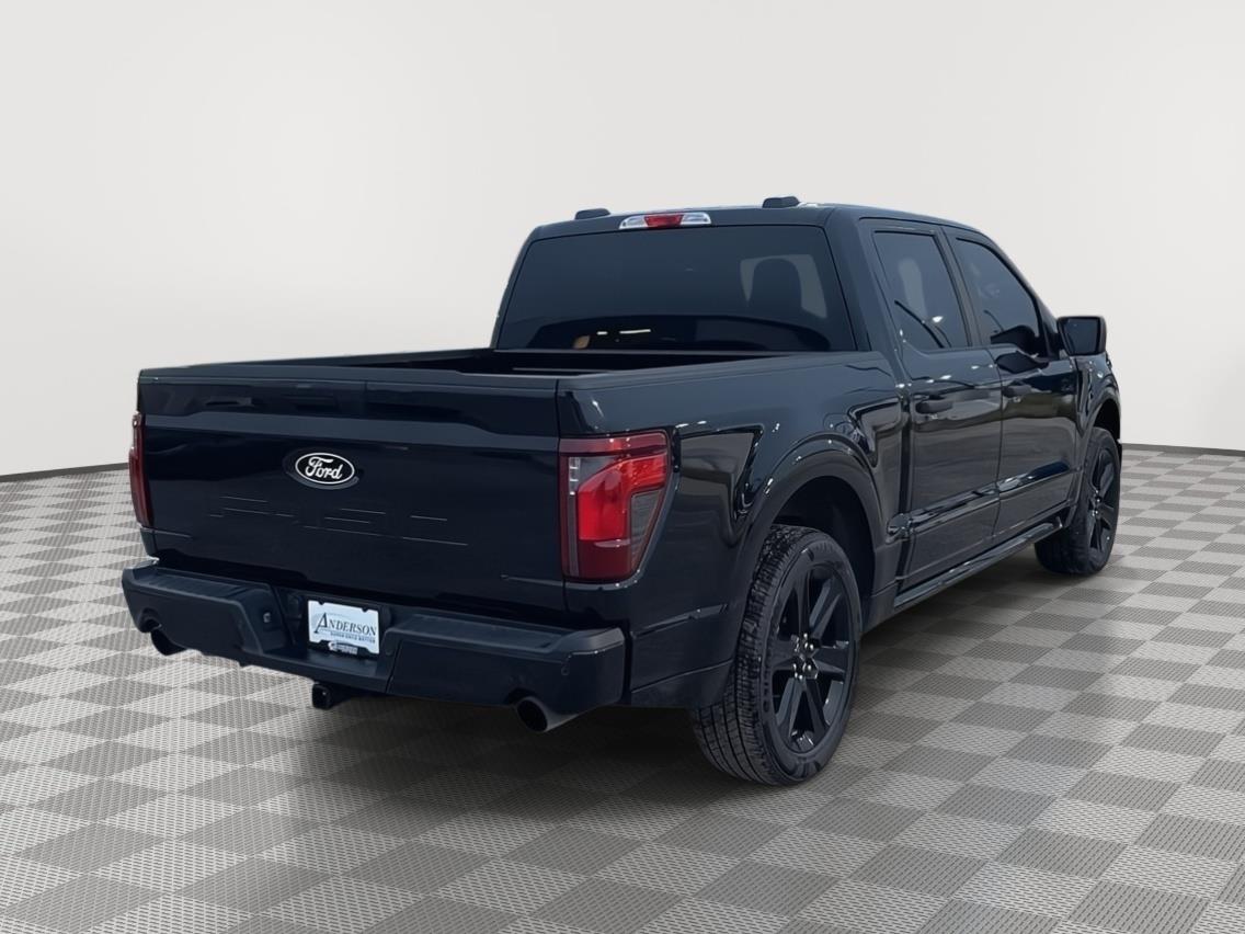 Vehicle photo 5