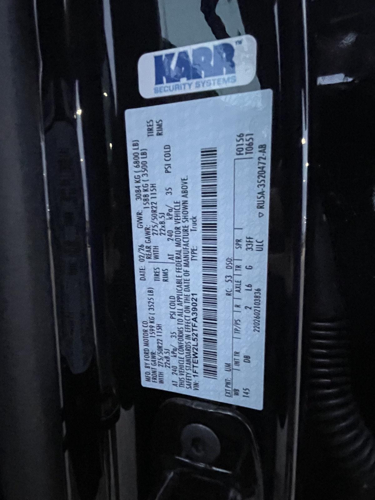 Vehicle photo 10
