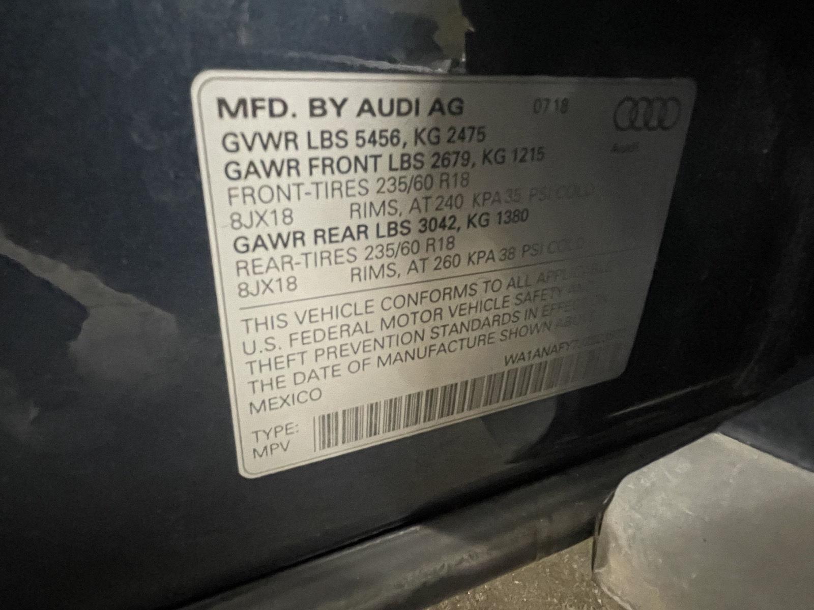 Vehicle photo 10
