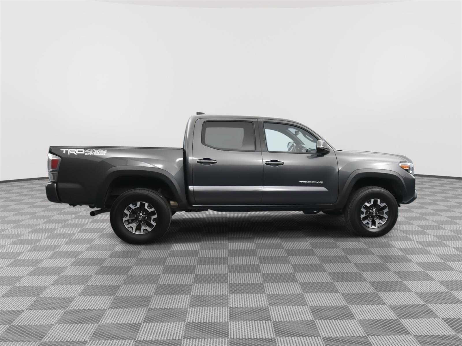 Used 2020 Toyota Tacoma 4WD TRD Off Road Double Cab Truck for sale in Grand Island NE