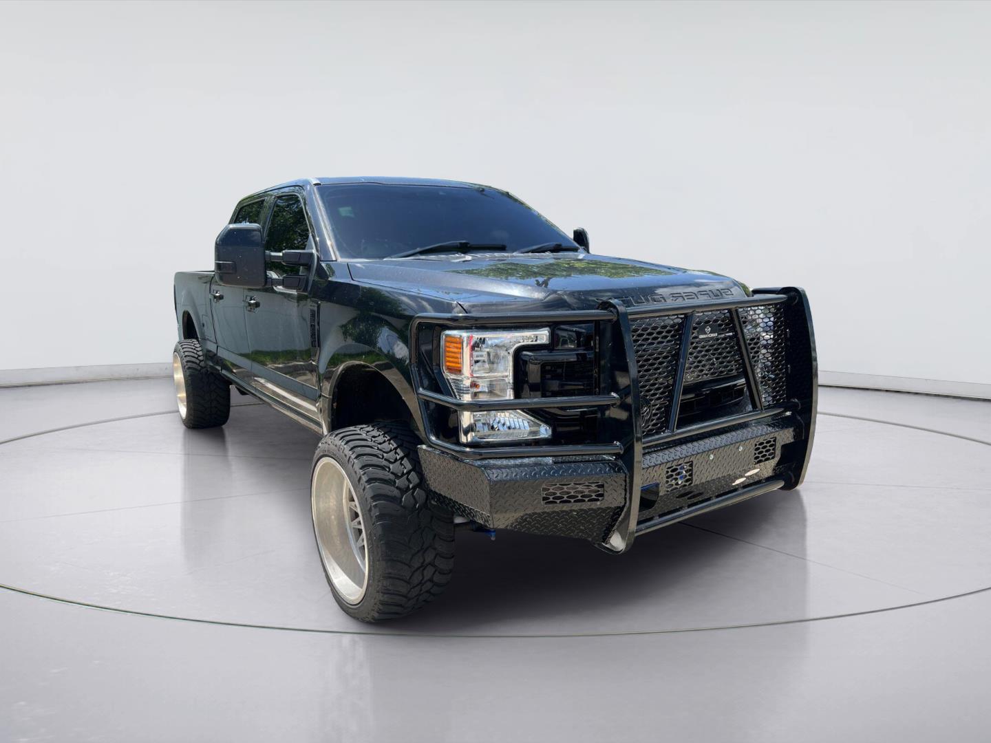Agate Black 2022 Ford F-250 Super Duty Pickup Truck Four-Wheel Drive Automatic