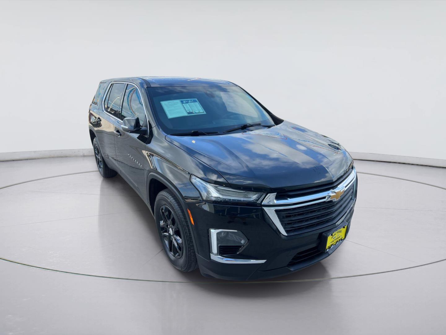 2023 Chevrolet Traverse LS FWD