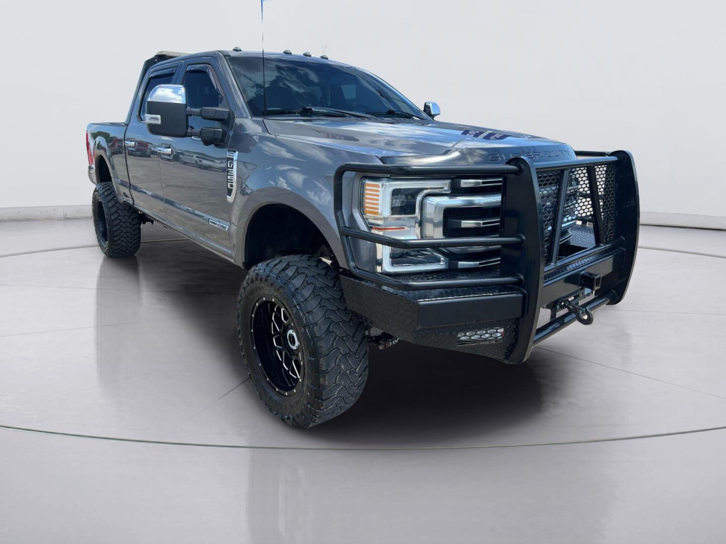 2022 Ford F-350 Super Duty Platinum Crew Cab 4WD