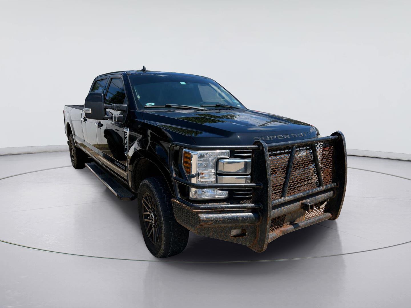 2019 Ford F-250 Super Duty Lariat Crew Cab 4WD