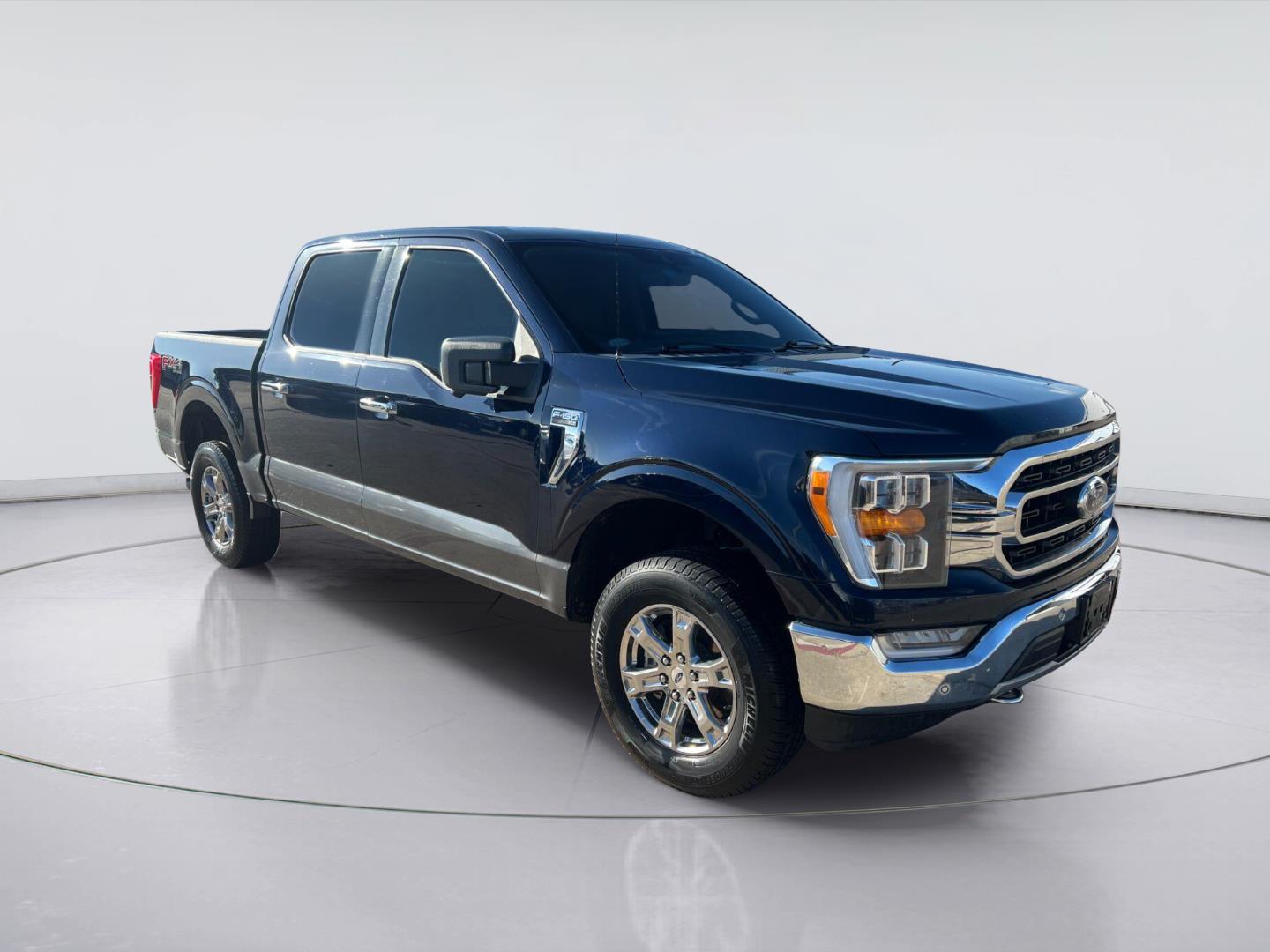 2021 Ford F-150 XLT SuperCrew 4WD   