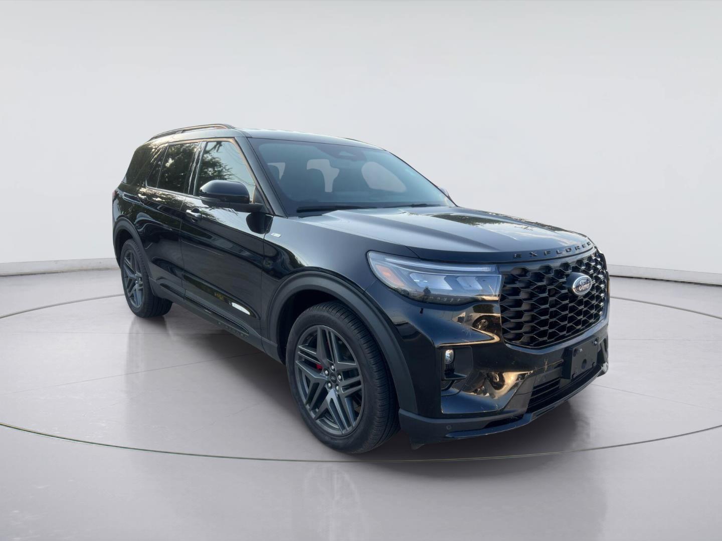  2026 Ford Explorer ST-Line RWD   