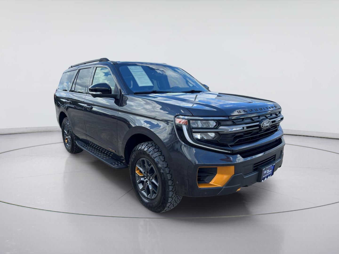 Dark Matter Gray 2025 Ford Expedition SUV / Crossover Four-Wheel Drive Automatic