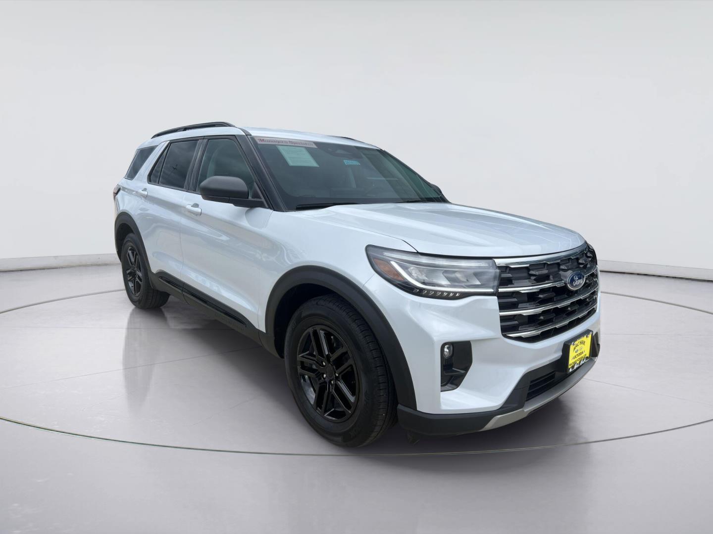 Space White 2026 Ford Explorer SUV / Crossover Rear-Wheel Drive Automatic