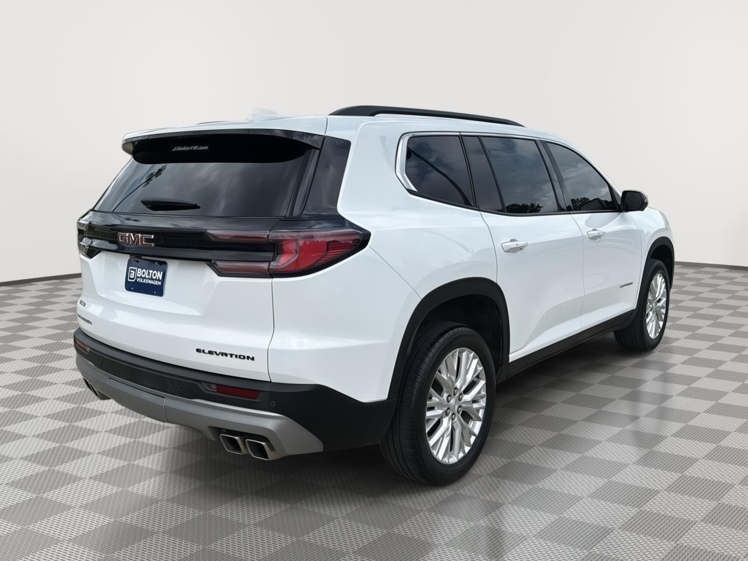 View vehicle photo 5