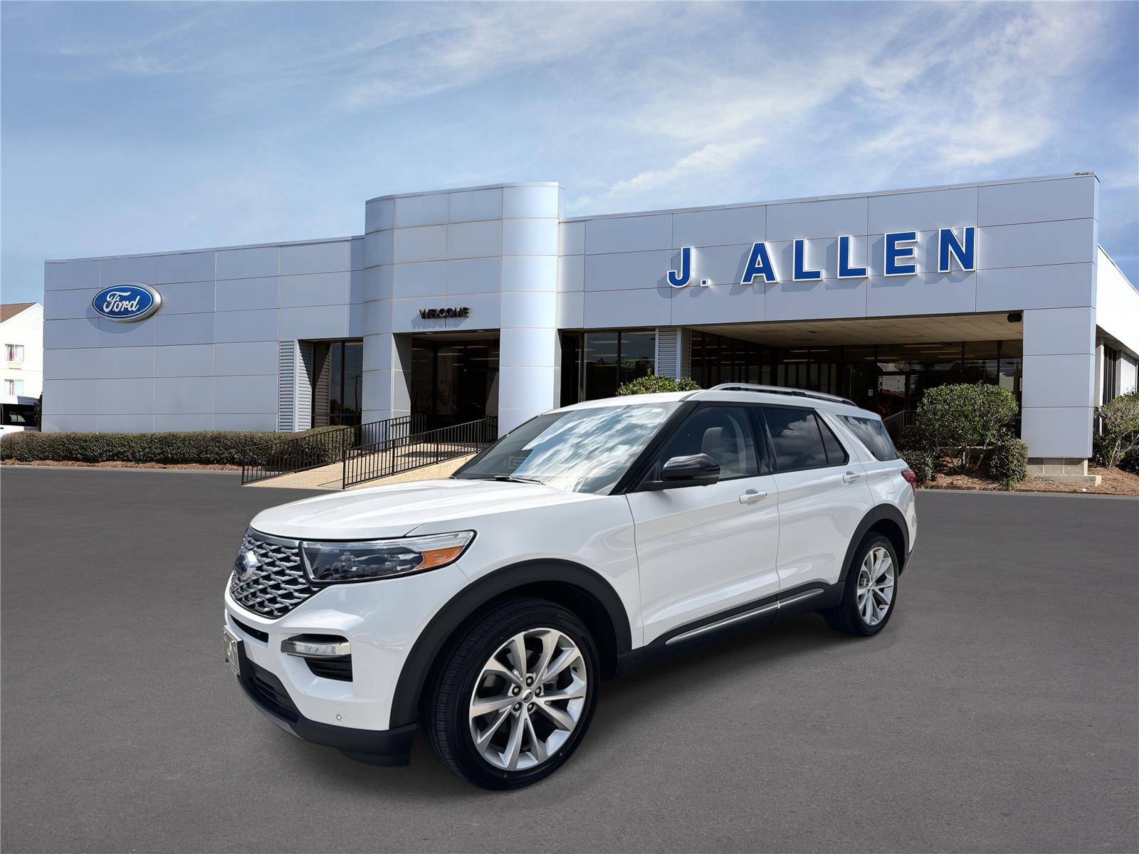 Star White Metallic Tri-Coat 2023 Ford Explorer SUV / Crossover All-Wheel Drive Automatic