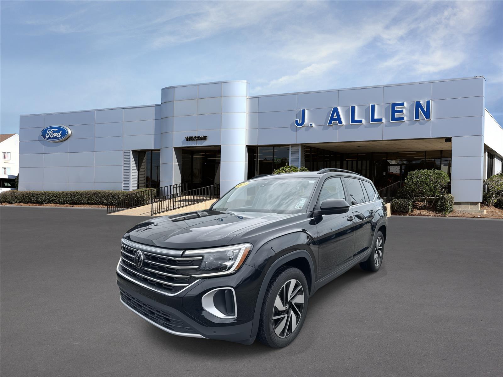 Deep Black Pearl 2024 Volkswagen Atlas SUV / Crossover All-Wheel Drive Automatic