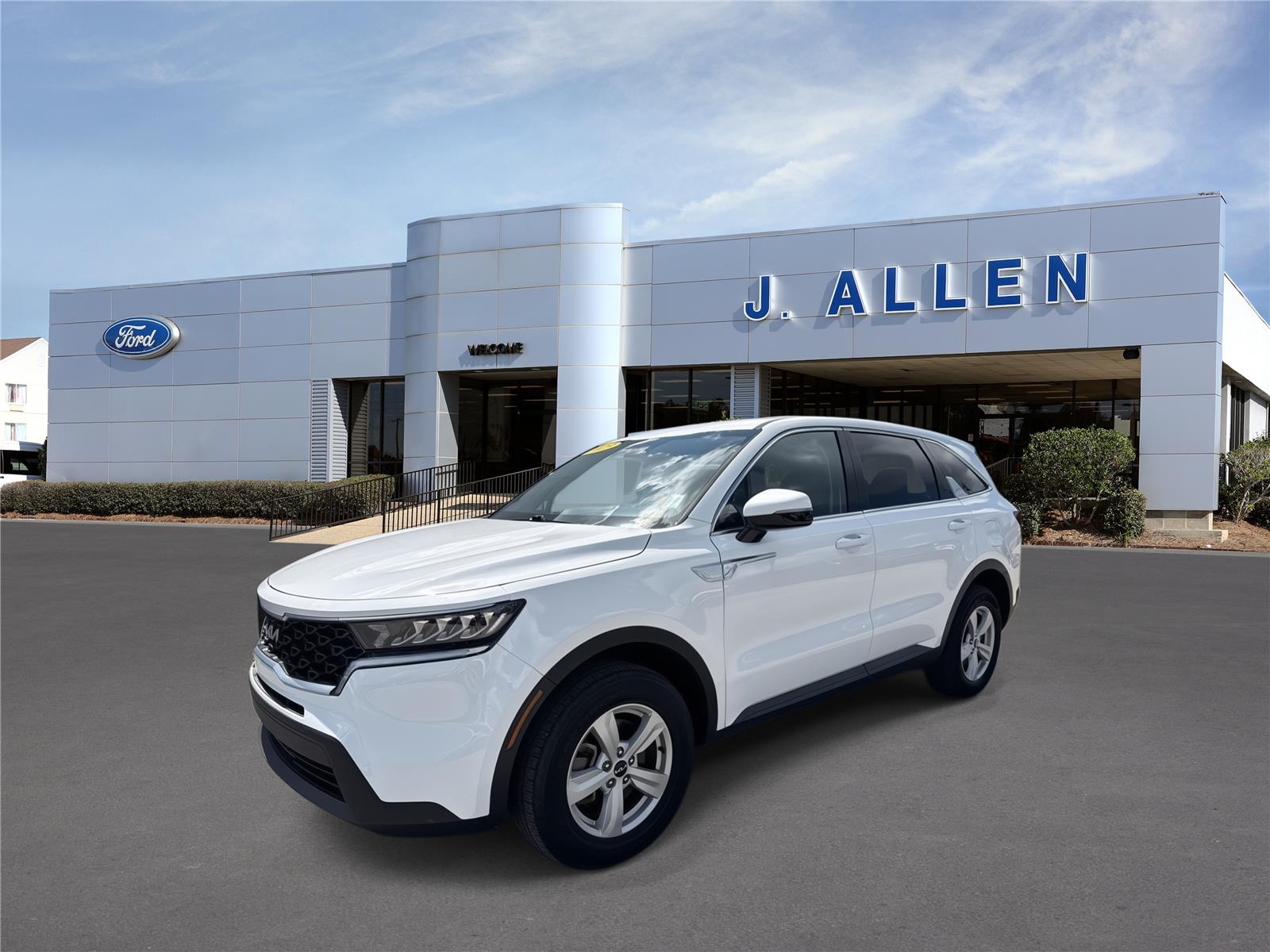 Glacial White Pearl 2023 Kia Sorento SUV / Crossover All-Wheel Drive 8-Speed Automatic