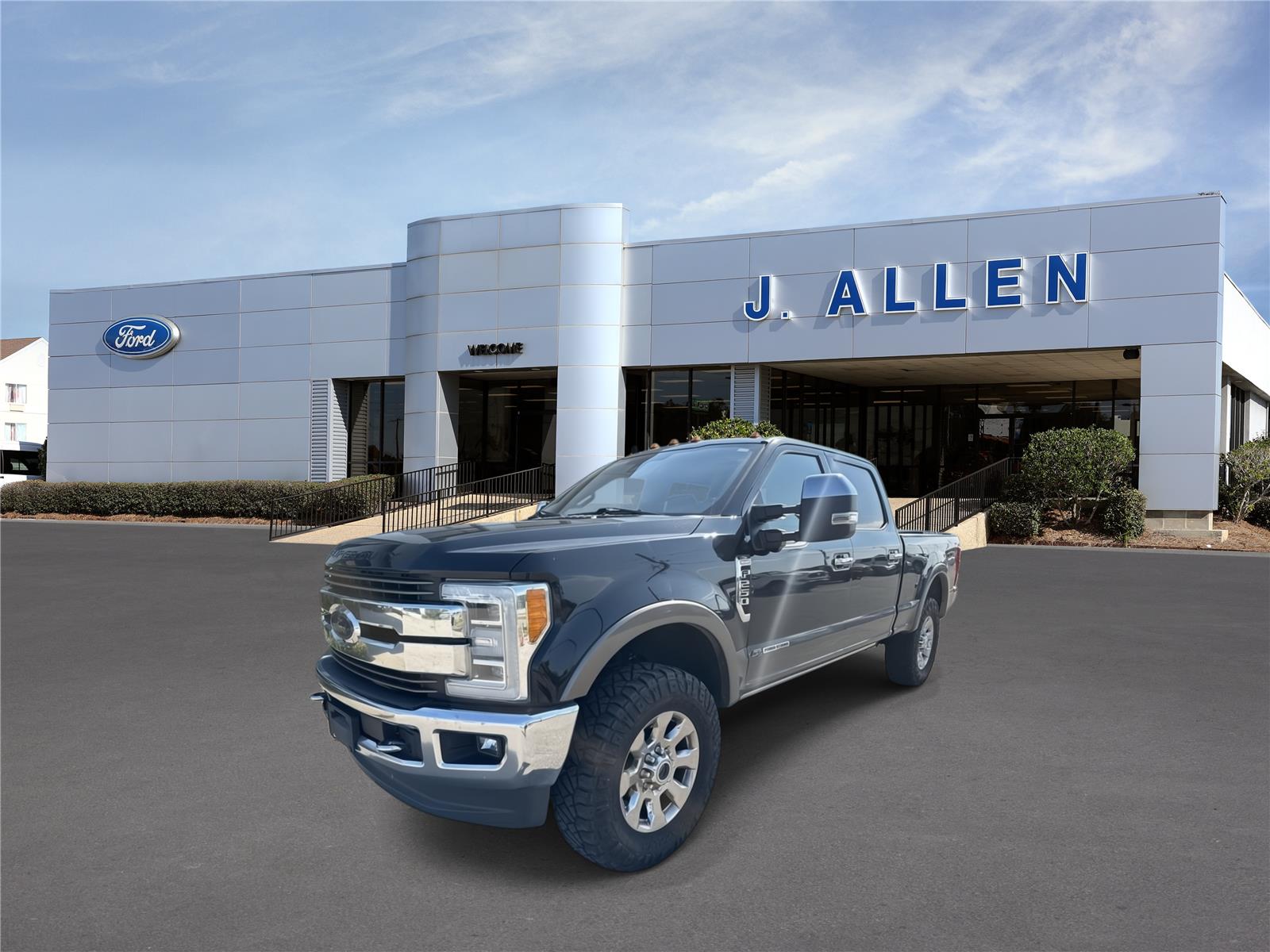 Agate Black/Stone Gray 2019 Ford F-250 Super Duty Pickup Truck Four-Wheel Drive 6-Speed Automatic