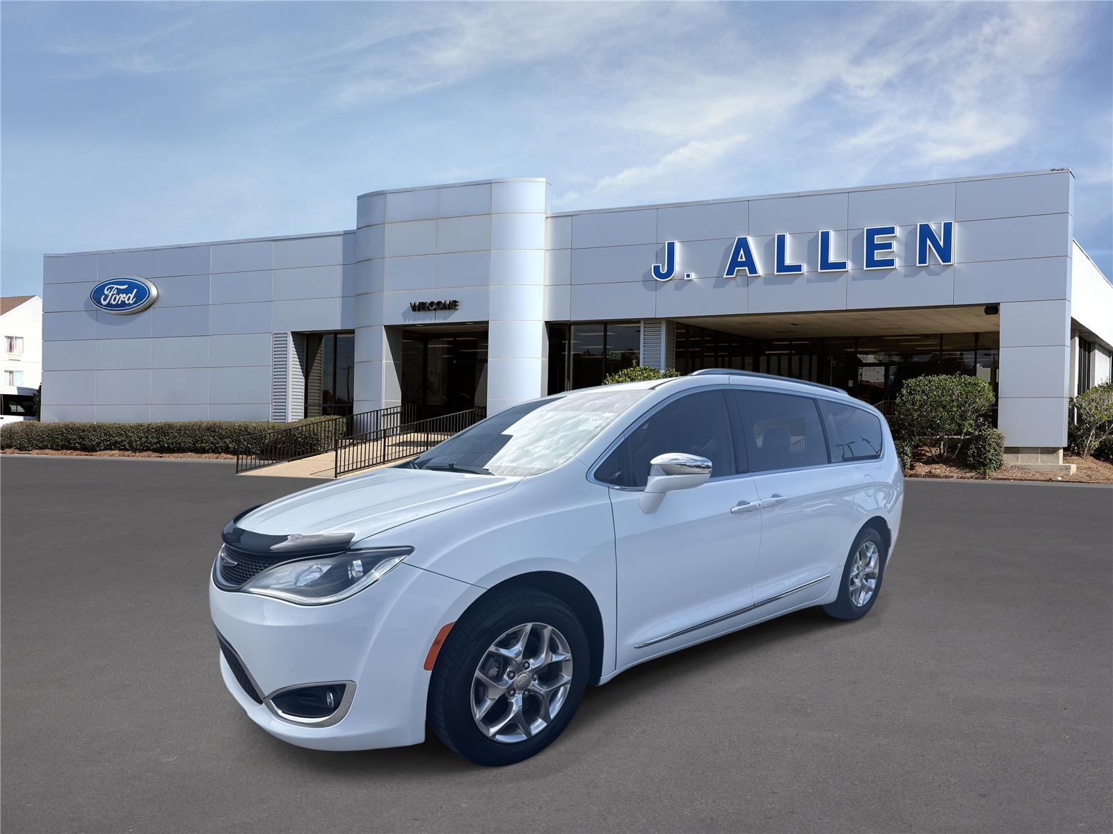 2019 Chrysler Pacifica Limited FWD