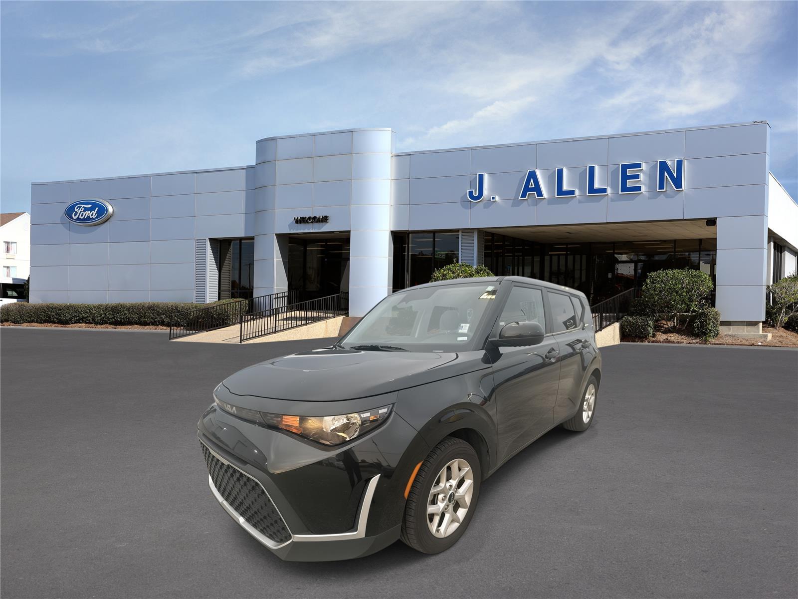 Fusion Black 2024 Kia Soul SUV / Crossover Front-Wheel Drive Continuously Variable Transmission