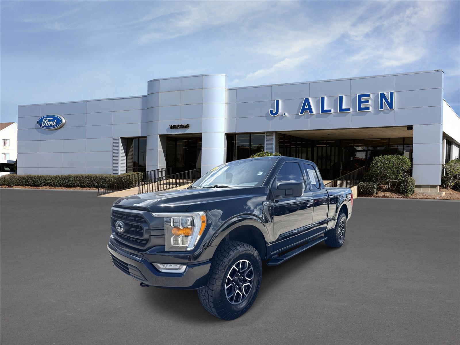 Agate Black 2022 Ford F-150 Pickup Truck Four-Wheel Drive Automatic