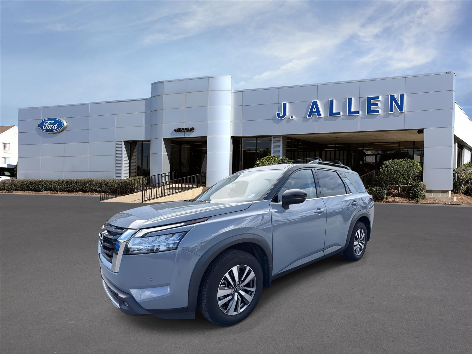 Solid Gray/Super Black 2022 Nissan Pathfinder SUV / Crossover Front-Wheel Drive Automatic