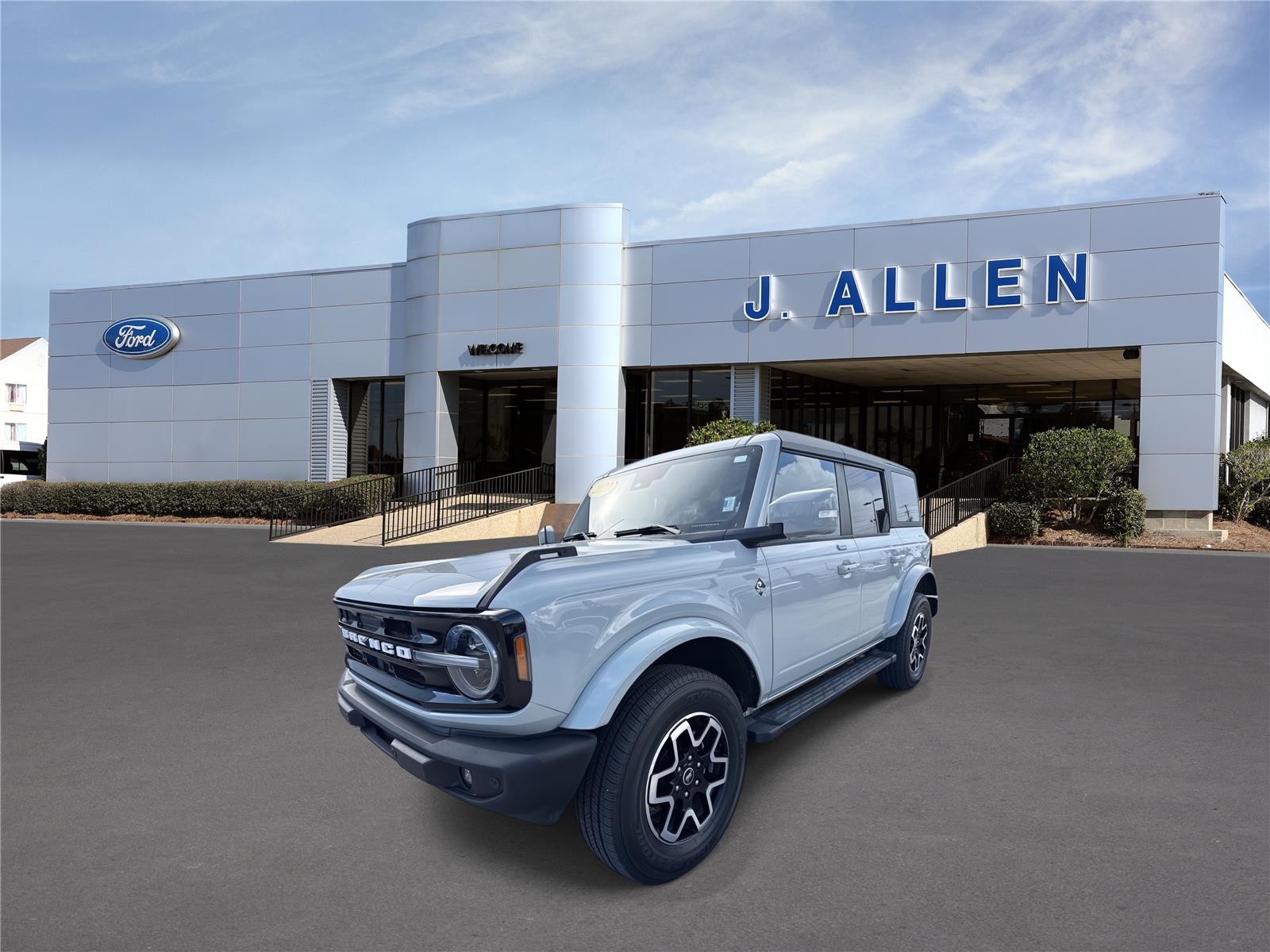 Cactus Gray 2022 Ford Bronco SUV / Crossover Four-Wheel Drive Automatic