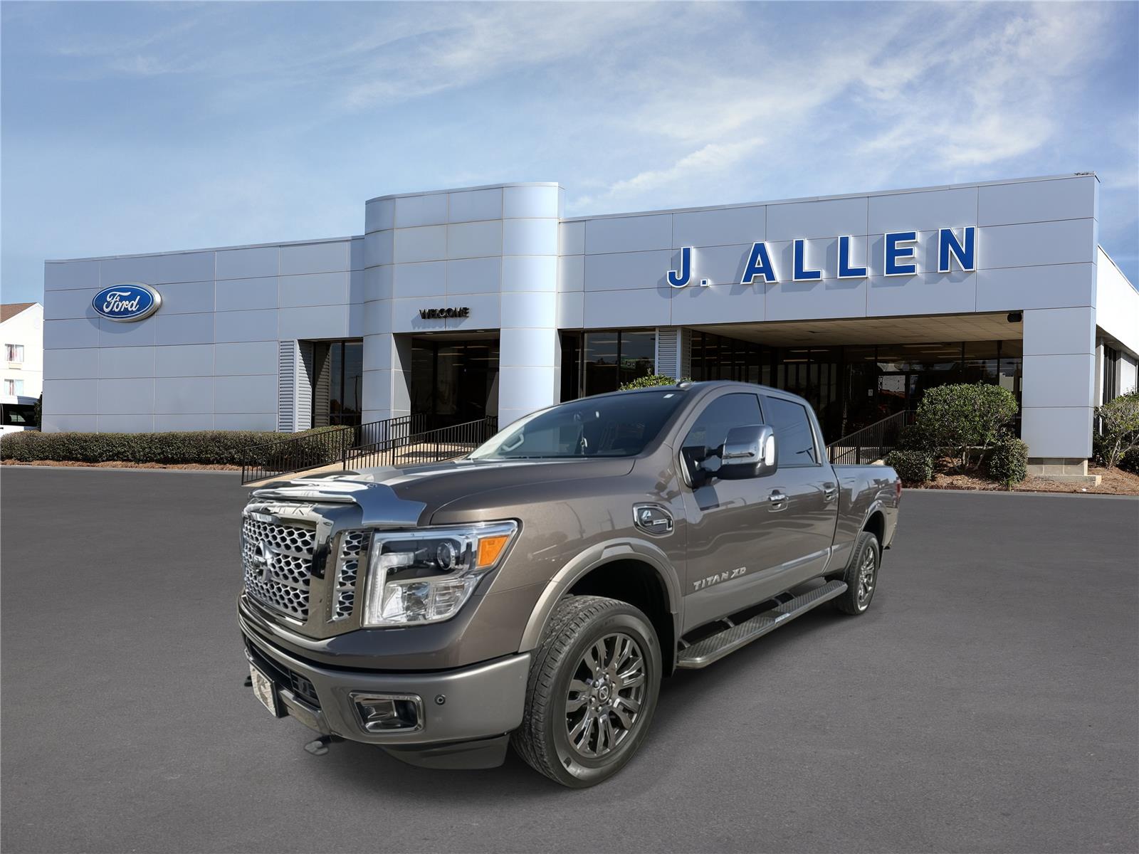 2017 Nissan Titan