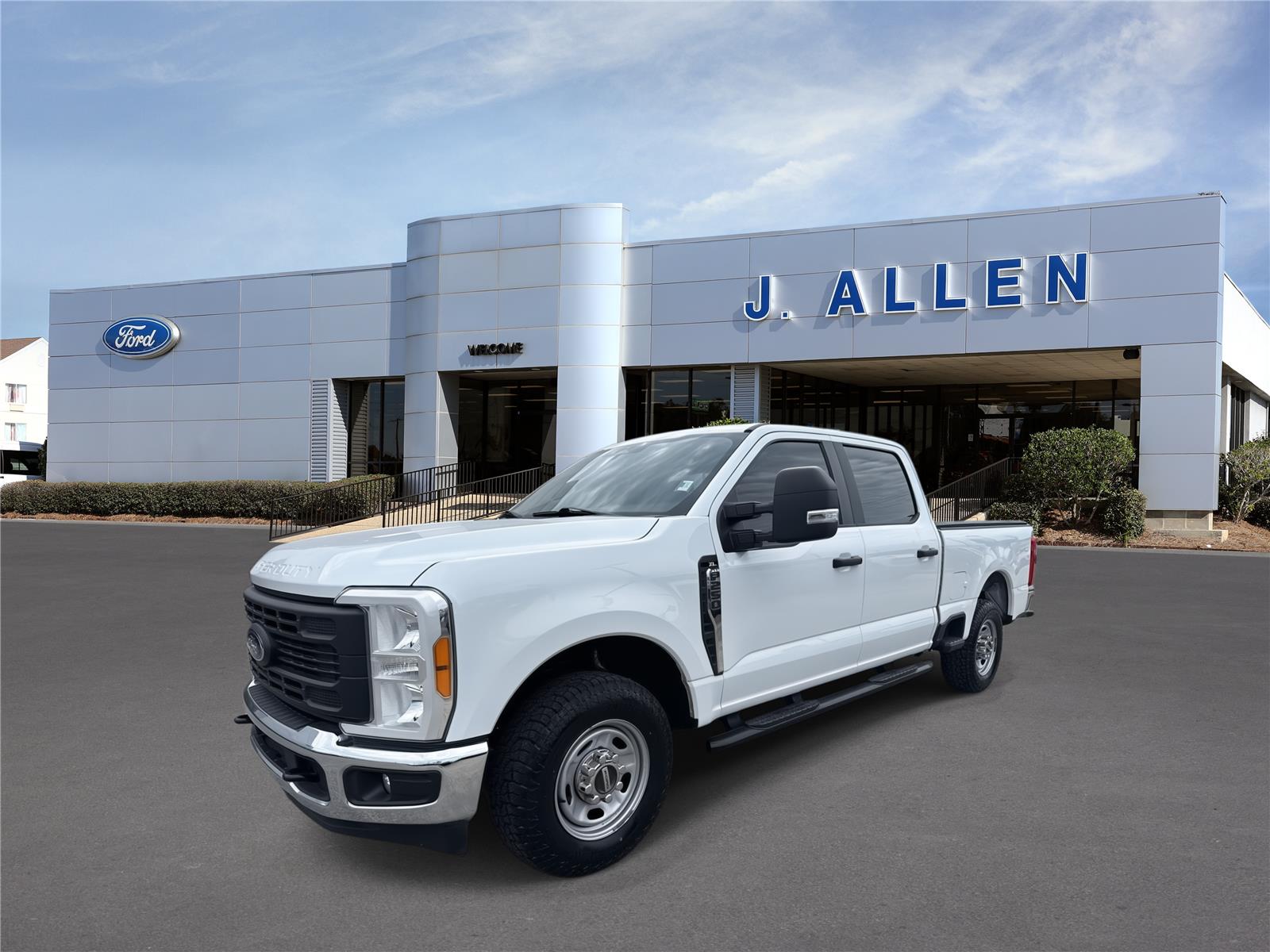 Oxford White 2023 Ford F-250 Super Duty Pickup Truck 4X2 Automatic