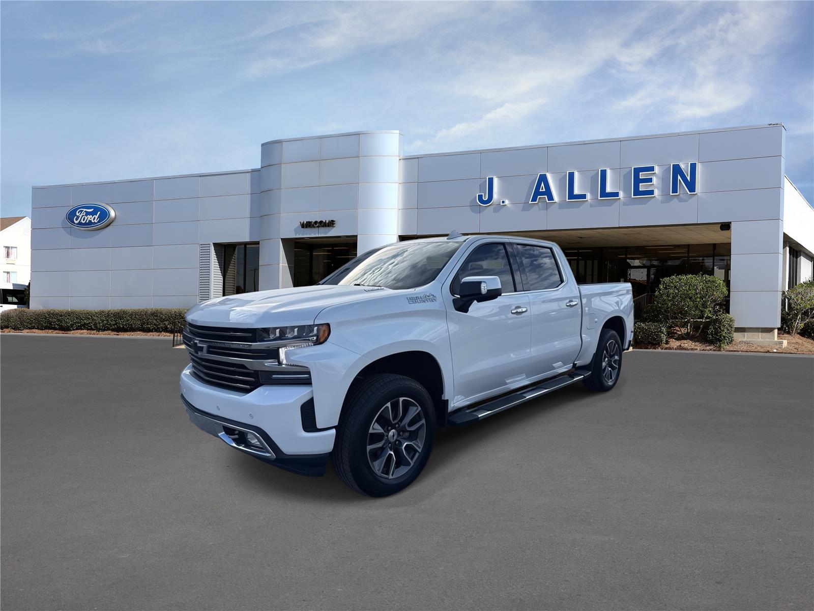 White (Iridescent Pearl Tricoat) 2021 Chevrolet Silverado 1500 Pickup Truck Four-Wheel Drive Automatic