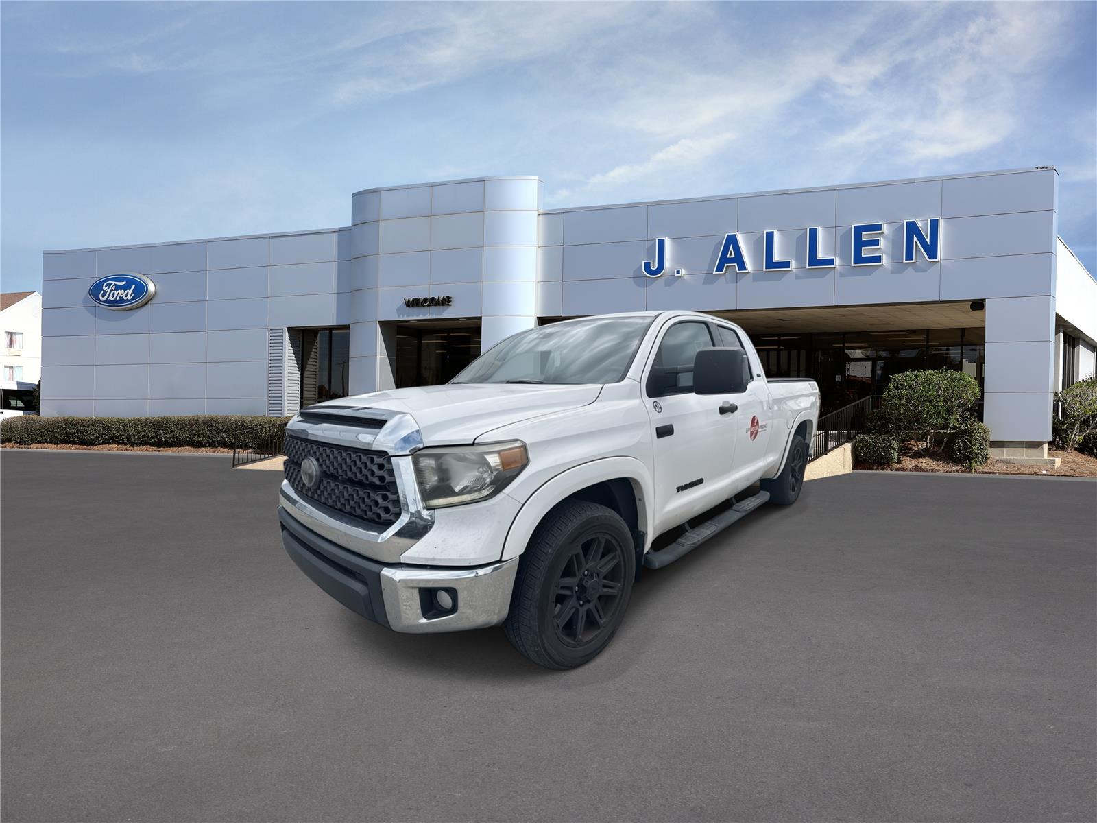 Super White 2020 Toyota Tundra Pickup Truck 4X2 Automatic