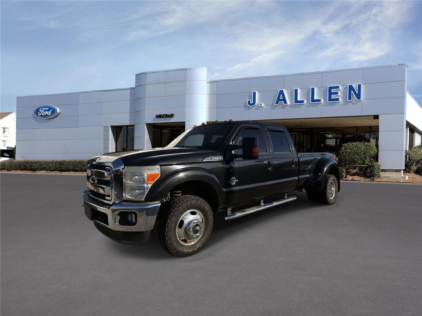Tuxedo Black Metallic 2011 Ford F-350 Super Duty Pickup Truck Four-Wheel Drive 6-Speed Automatic