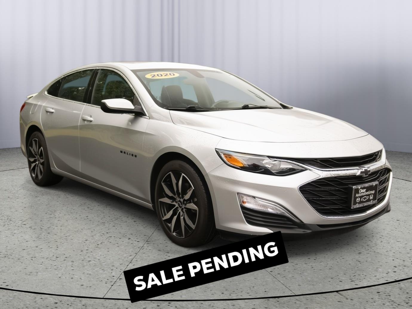 Silver Ice Metallic 2020 Chevrolet Malibu Sedan Front-Wheel Drive Continuously Variable Transmission