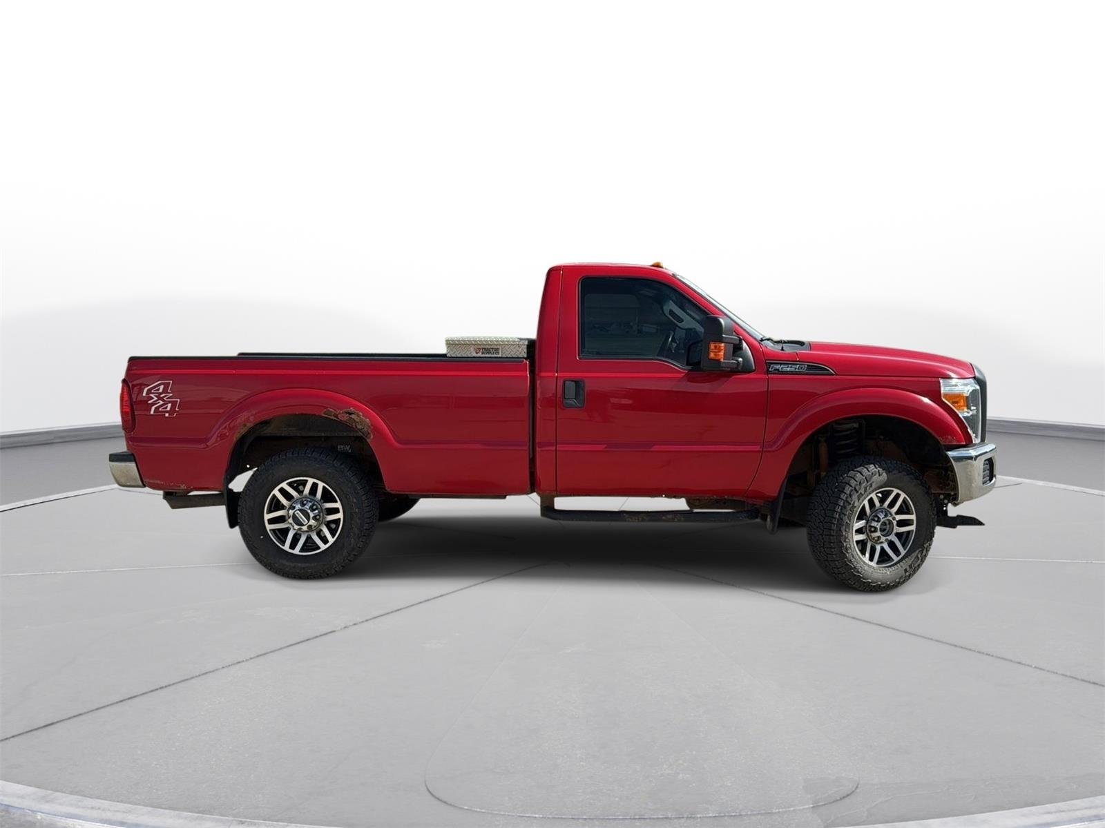 View vehicle photo 2