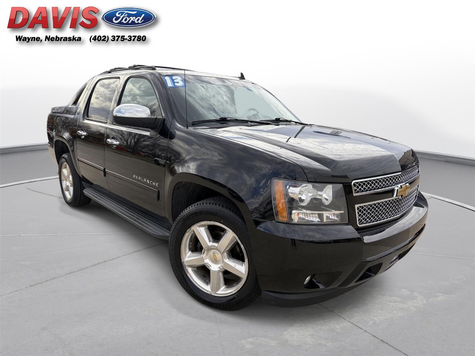 Black 2013 Chevrolet Avalanche LT Black Diamond Edition 4WD Pickup Truck Four-Wheel Drive 6-Speed Automatic