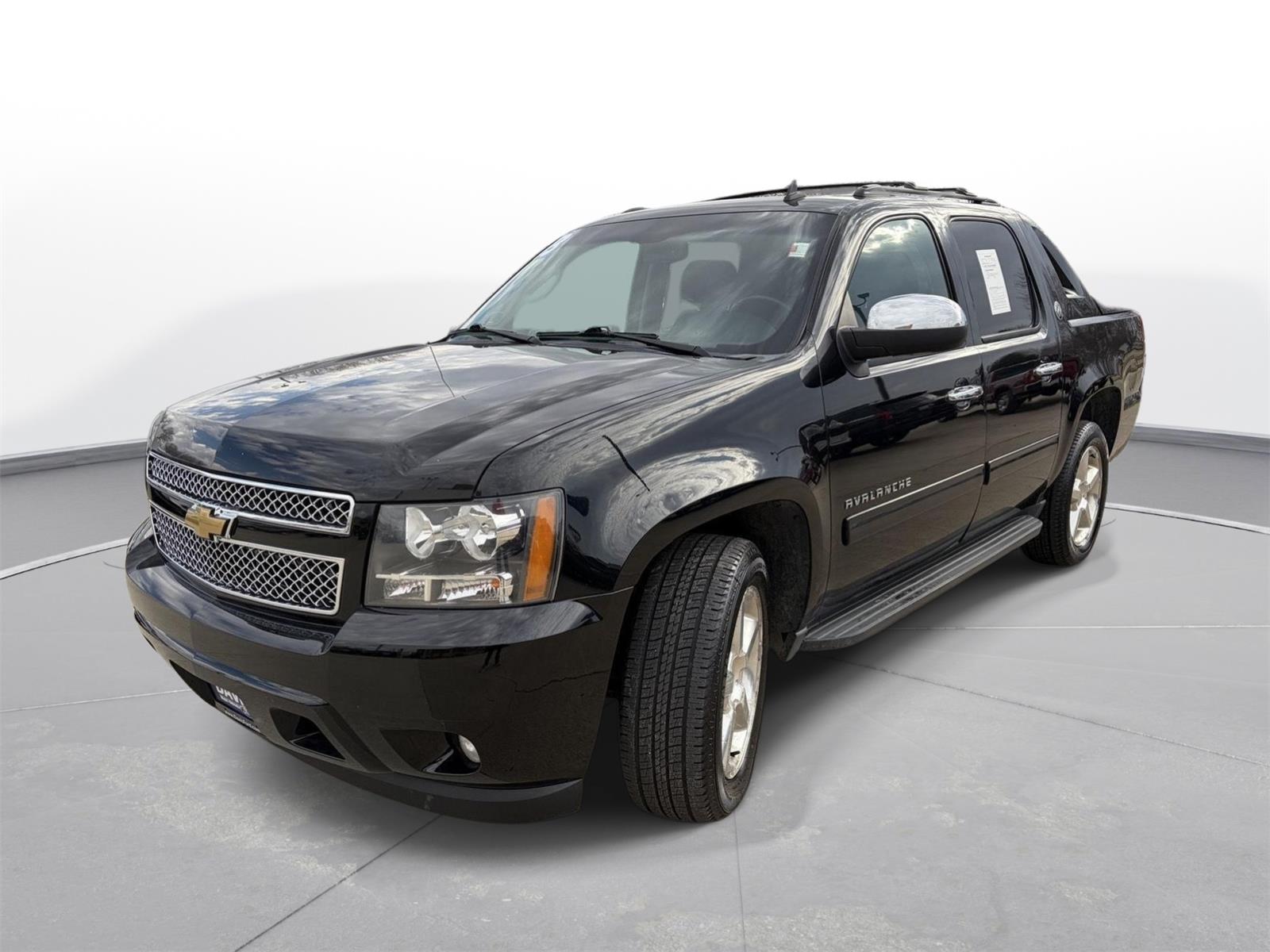 View vehicle photo 7