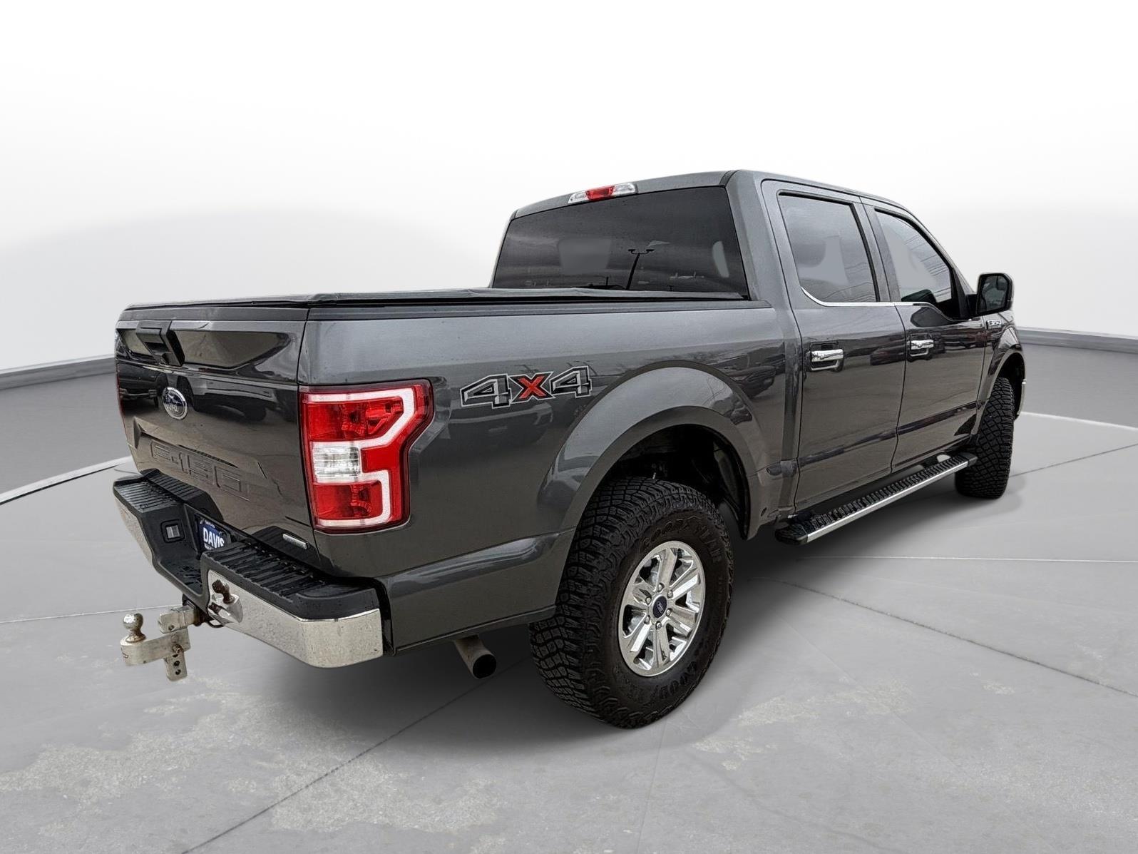 View vehicle photo 3