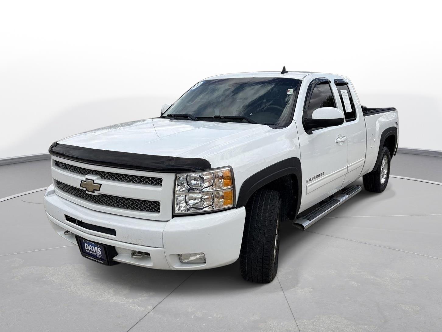 View vehicle photo 7