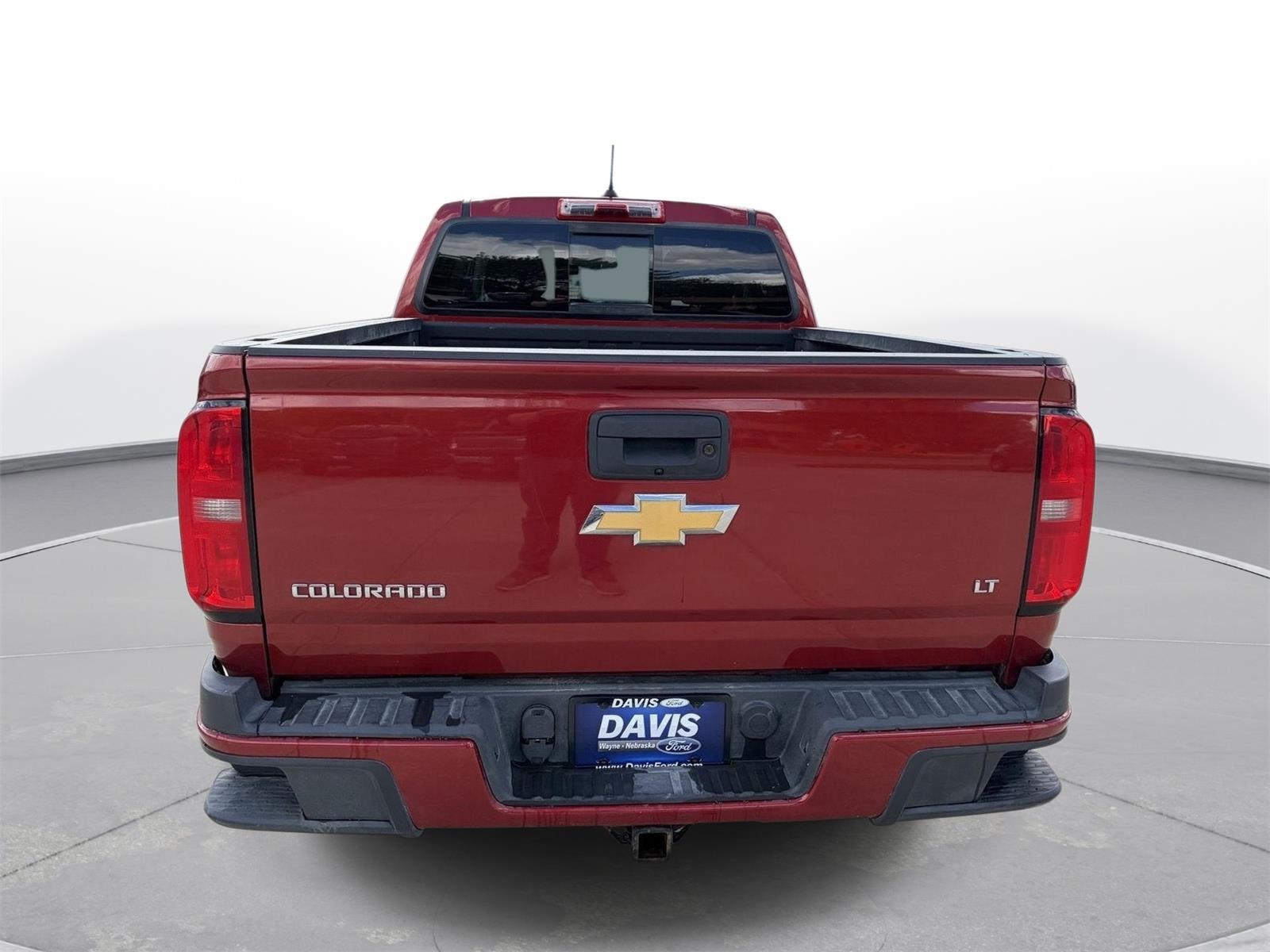 View vehicle photo 4