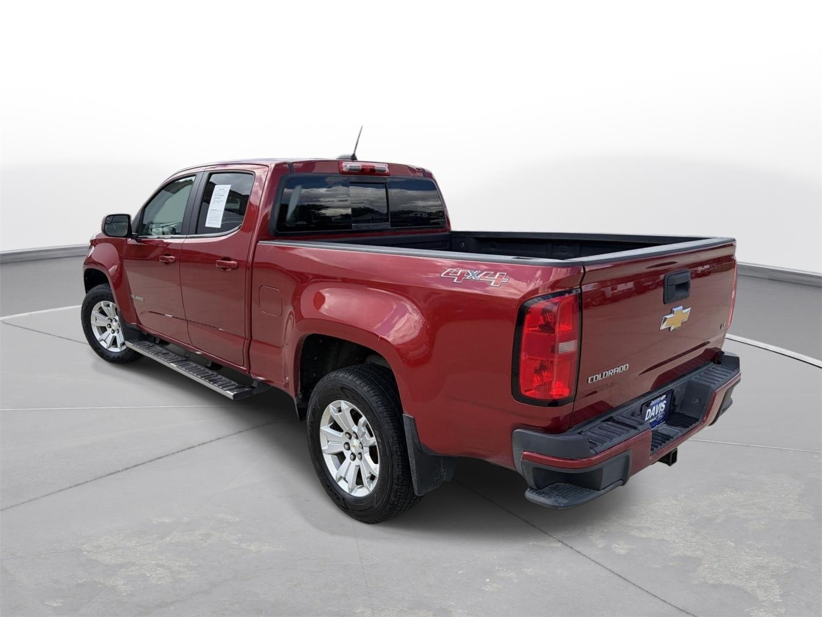 View vehicle photo 6