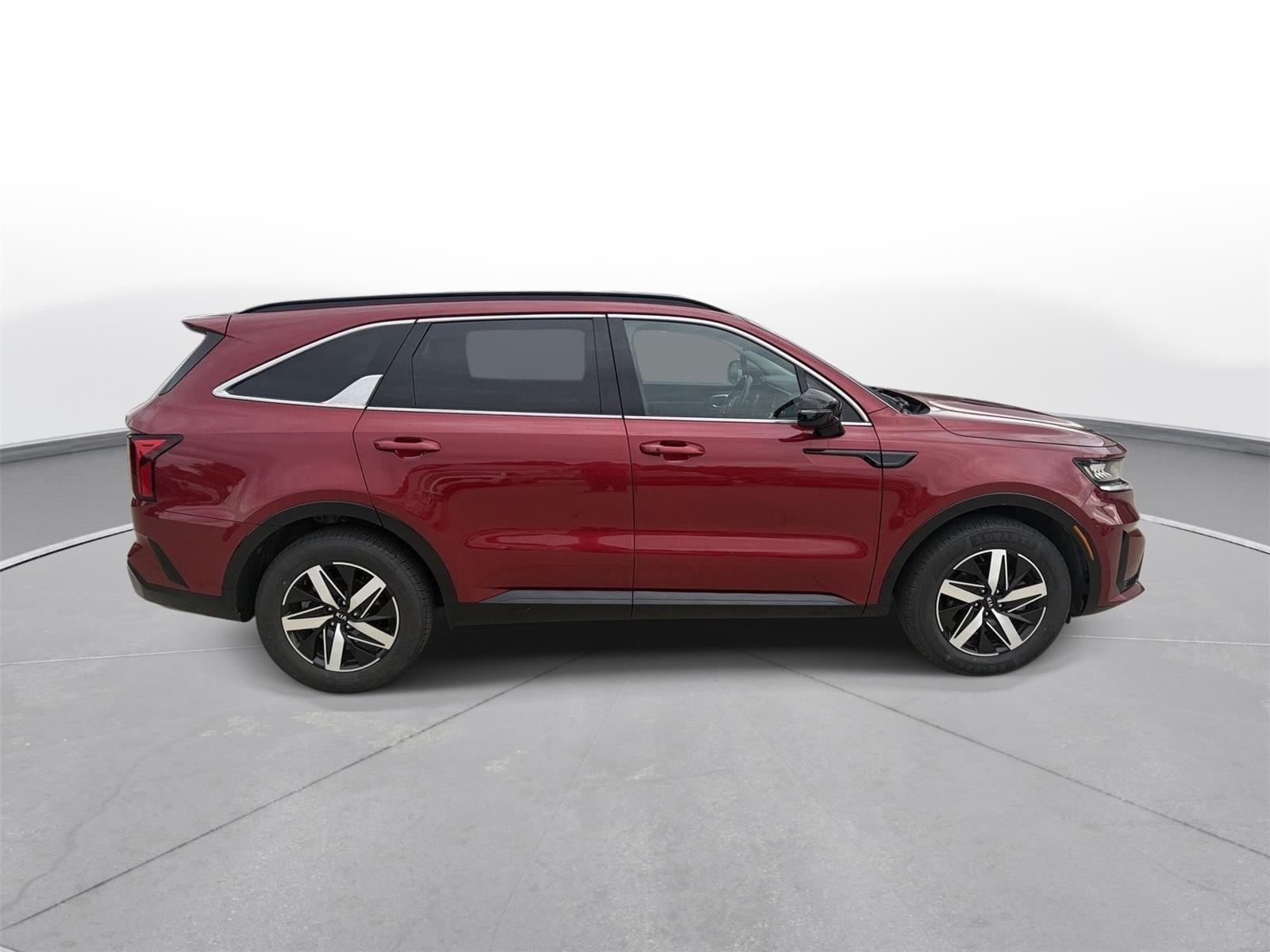 View vehicle photo 2