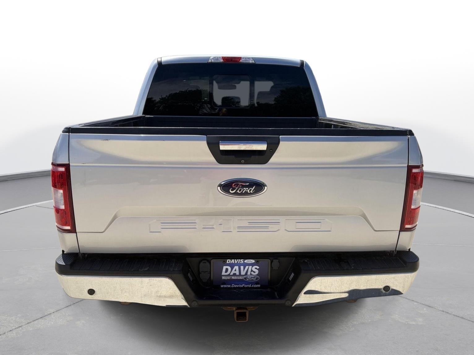 View vehicle photo 4