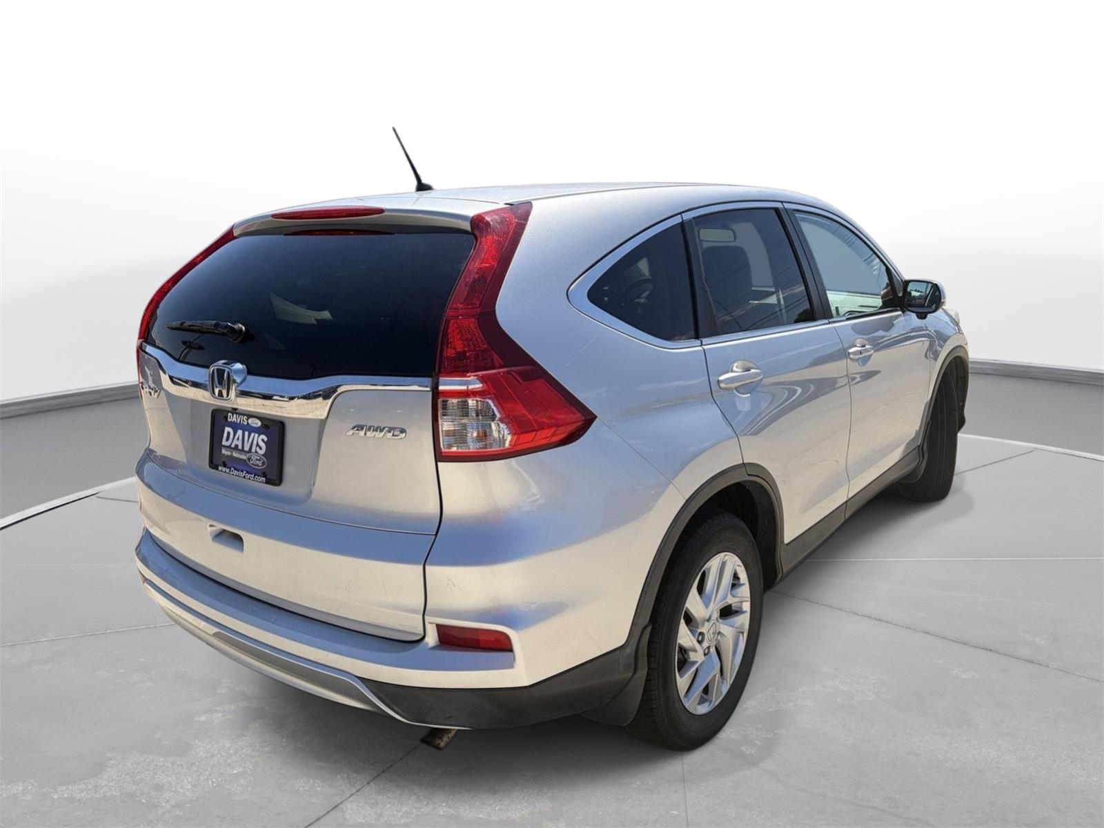 View vehicle photo 3